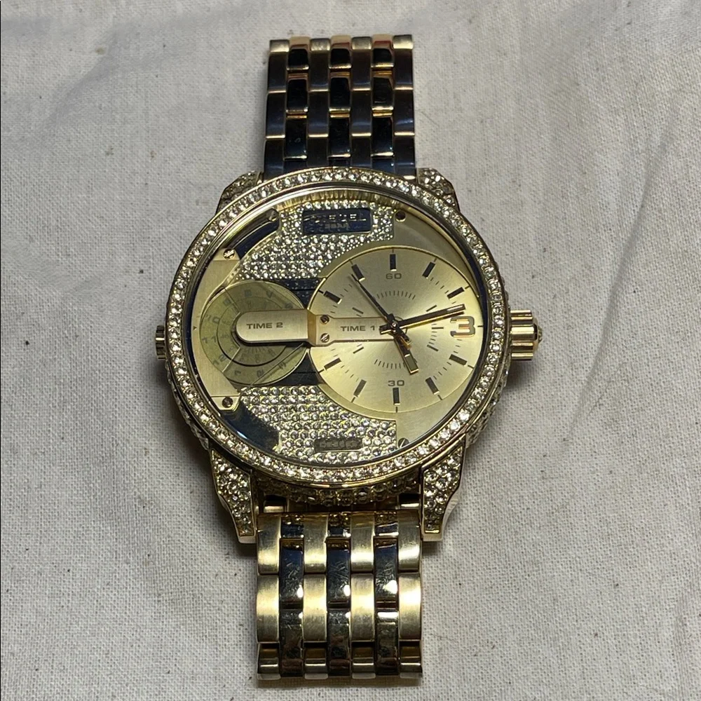 Diesel Mini Daddy men’s stainless steel Watch with Crystal Detailing